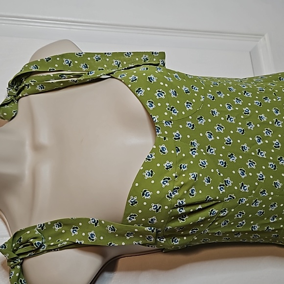 Reformation Nadira Dress in Arlo - Picture 3 of 11